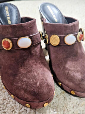 NEW Veronica Beard Giana Charms Studded Clog Women's Size 7M
